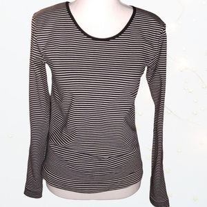 Kathy *Maternity* NWT long-sleeved blk/white striped top size One